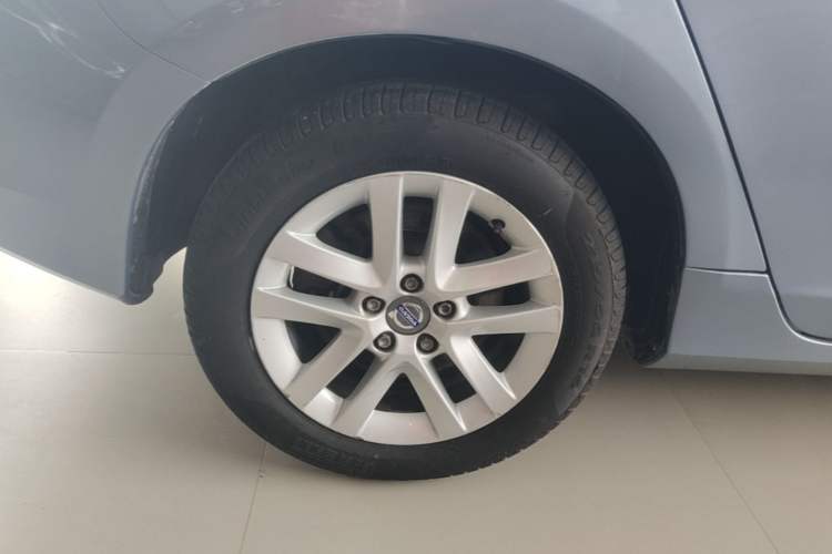 Used Volvo S60 2017 S60L T3 Smart Upgrade Edition Right Rear Wheel Hub