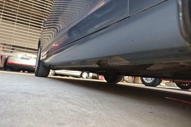 Used Volvo S60 2017 S60L T3 Smart Upgrade Edition Right Side Sill