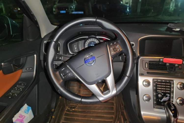 Used Volvo S60 2017 S60L T3 Smart Upgrade Edition Steering Wheel
