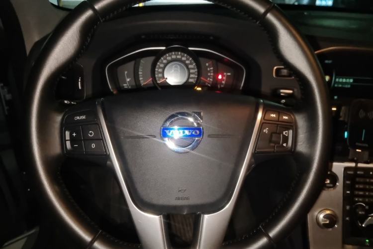 Used Volvo S60 2017 S60L T3 Smart Upgrade Edition Steering Wheel