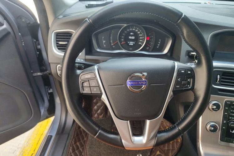 Used Volvo S60 2017 S60L T3 Smart Upgrade Edition Steering Wheel