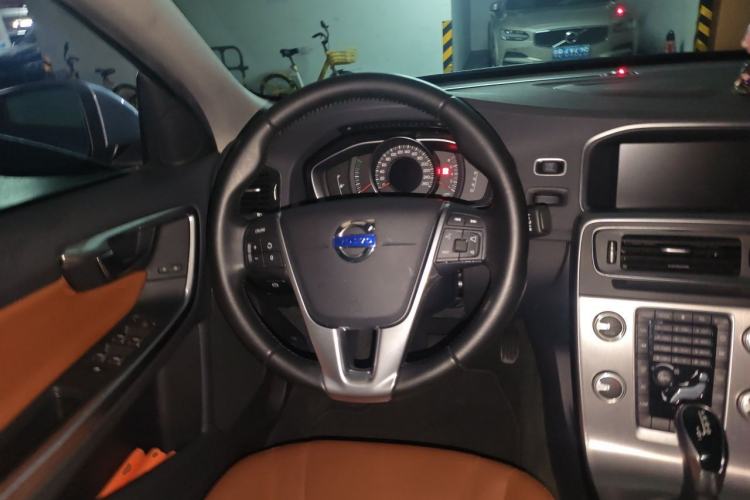 Used Volvo S60 2017 S60L T3 Smart Upgrade Edition Steering Wheel