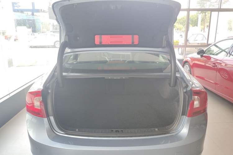 Used Volvo S60 2017 S60L T3 Smart Upgrade Edition Trunk