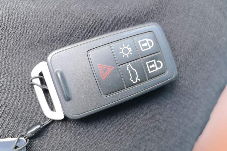 Used Volvo S60 2017 S60L T4 Smart Range Edition Vehicle Key