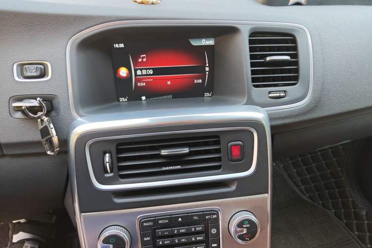 Used Volvo S60 2017 S60L T3 Smart Upgrade Edition Audio And AC Panel