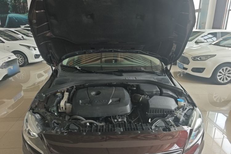 Used Volvo S60 2017 S60L T3 Smart Upgrade Edition Engine Bay