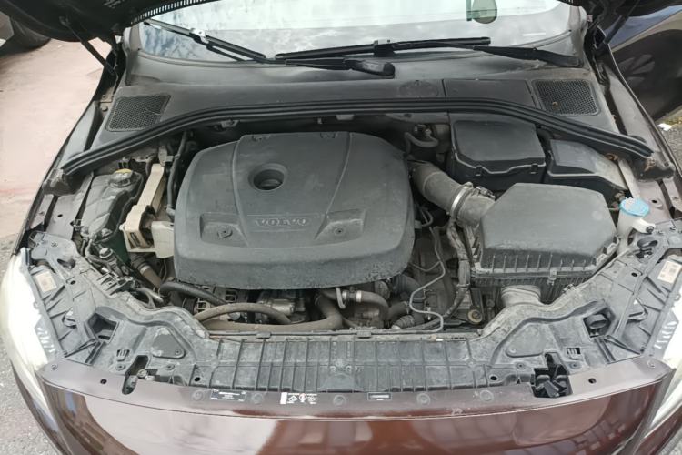 Used Volvo S60 2017 S60L T5 Zhiyue Edition Engine Bay