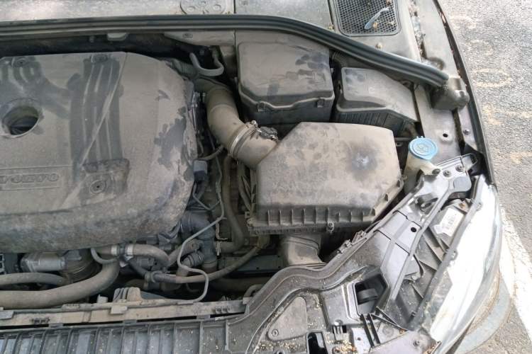 Used Volvo S60 2017 S60L T4 Smart Range Edition Engine Bay Left