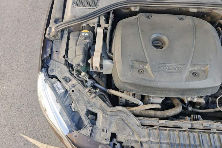 Used Volvo S60 2017 S60L T3 Smart Upgrade Edition Engine Bay Right