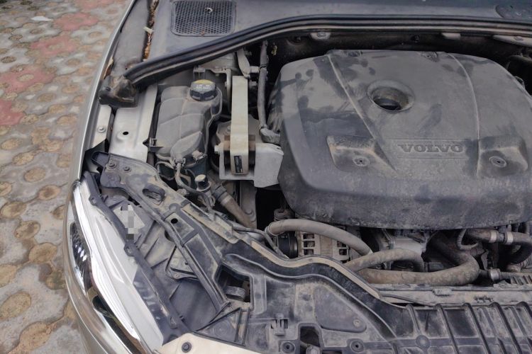 Used Volvo S60 2017 S60L T3 Smart Upgrade Edition Engine Bay Right