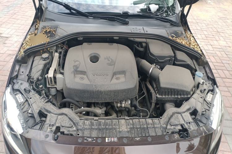 Used Volvo S60 2017 S60L T4 Smart Range Edition Engine Bay