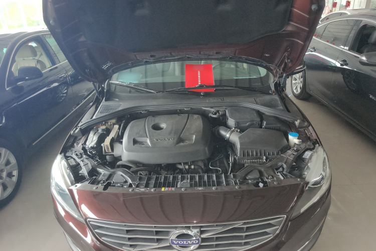 Used Volvo S60 2017 S60L T4 Smart Range Edition Engine Bay