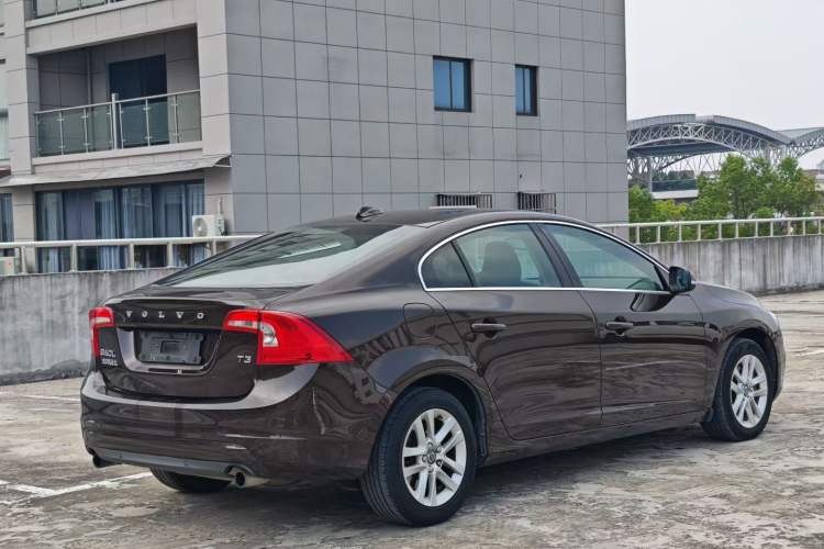 Used Volvo S60 2017 S60L T3 Smart Upgrade Edition Exterior 3