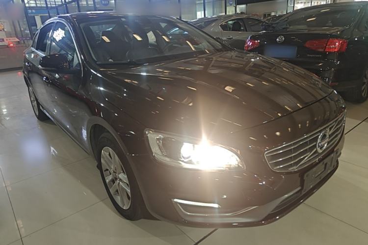 Used Volvo S60 2017 S60L T3 Smart Upgrade Edition Front Right 45 Deg