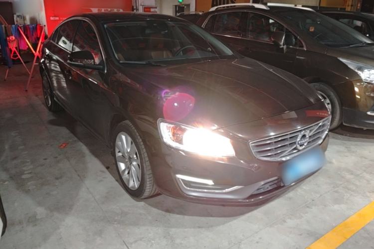 Used Volvo S60 2017 S60L T4 Smart Range Edition Front Right 45 Deg