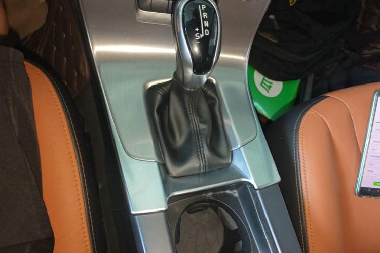 Used Volvo S60 2017 S60L T3 Smart Upgrade Edition Gear Lever
