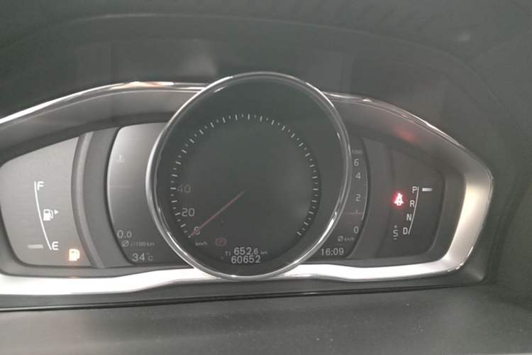 Used Volvo S60 2017 S60L T5 Intelligent Drive Edition Instrument Cluster