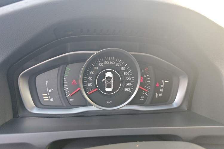 Used Volvo S60 2017 S60L T3 Smart Upgrade Edition Instrument Cluster