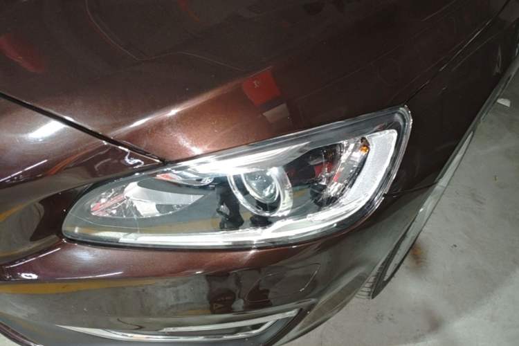 Used Volvo S60 2017 S60L T4 Smart Range Edition Left Front Headlight