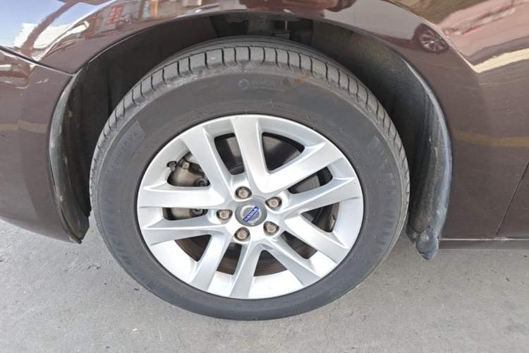 Used Volvo S60 2017 S60L T3 Smart Upgrade Edition Left Front Wheel Hub