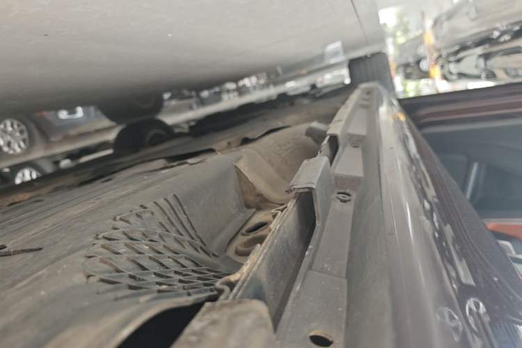 Used Volvo S60 2017 S60L T3 Smart Upgrade Edition Left Side Sill