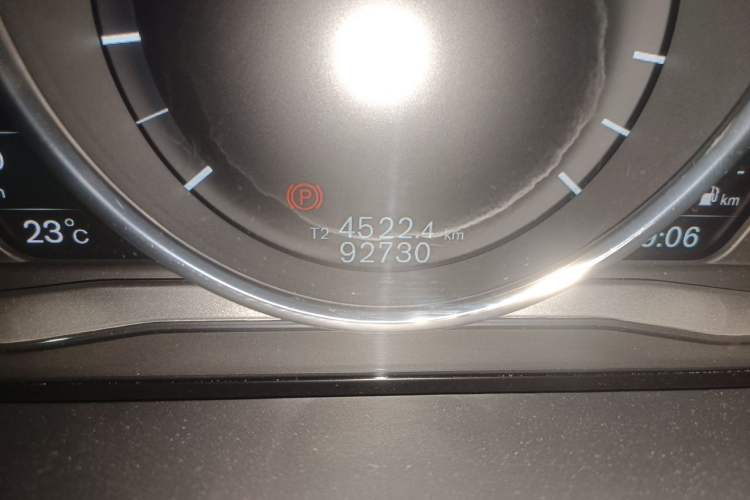 Used Volvo S60 2017 S60L T3 Smart Upgrade Edition Odometer Close Up