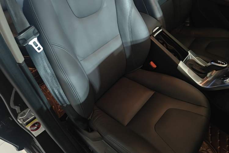 Used Volvo S60 2017 S60L T3 Smart Upgrade Edition Right Front Seat