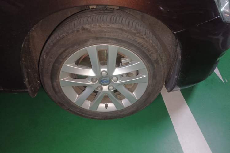 Used Volvo S60 2017 S60L T3 Smart Upgrade Edition Right Front Wheel Hub