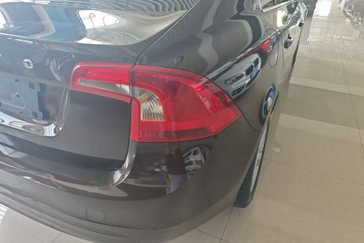 Used Volvo S60 2017 S60L T3 Smart Upgrade Edition Right Rear Taillight