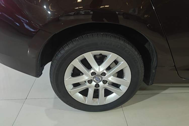 Used Volvo S60 2017 S60L T3 Smart Upgrade Edition Right Rear Wheel Hub