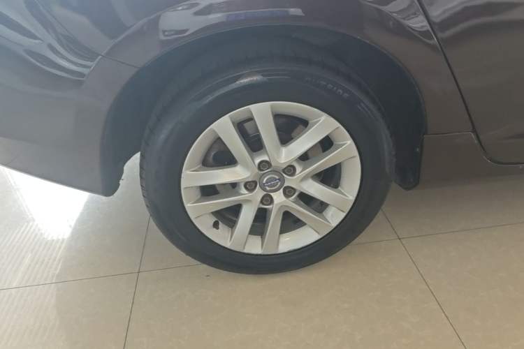 Used Volvo S60 2017 S60L T3 Smart Upgrade Edition Right Rear Wheel Hub