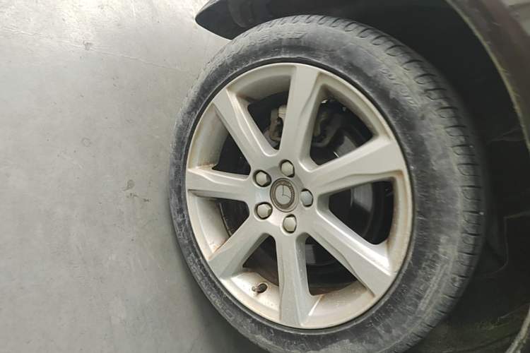 Used Volvo S60 2017 S60L T5 Intelligent Drive Edition Right Rear Wheel Hub