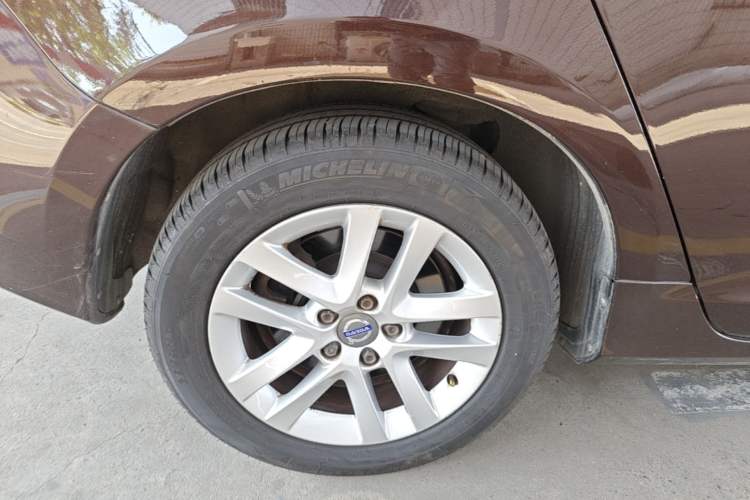 Used Volvo S60 2017 S60L T3 Smart Upgrade Edition Right Rear Wheel Hub