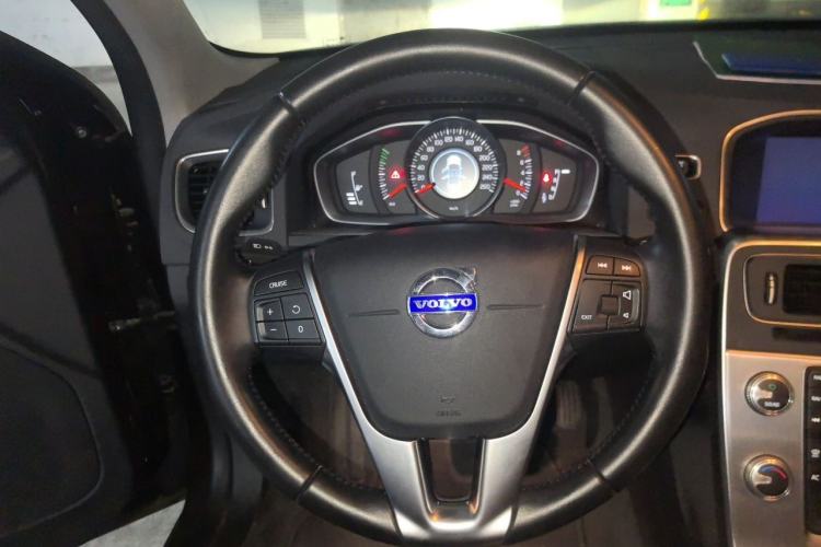 Used Volvo S60 2017 S60L T3 Smart Upgrade Edition Steering Wheel
