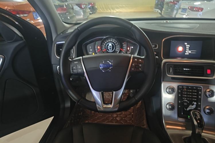 Used Volvo S60 2017 S60L T3 Smart Upgrade Edition Steering Wheel