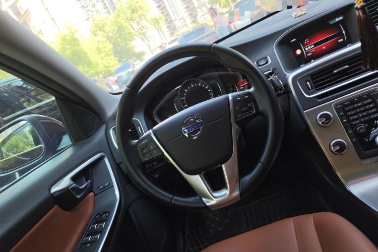 Used Volvo S60 2017 S60L T3 Smart Upgrade Edition Steering Wheel