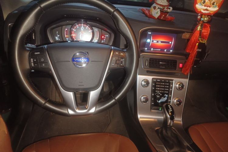 Used Volvo S60 2017 S60L T3 Smart Upgrade Edition Steering Wheel