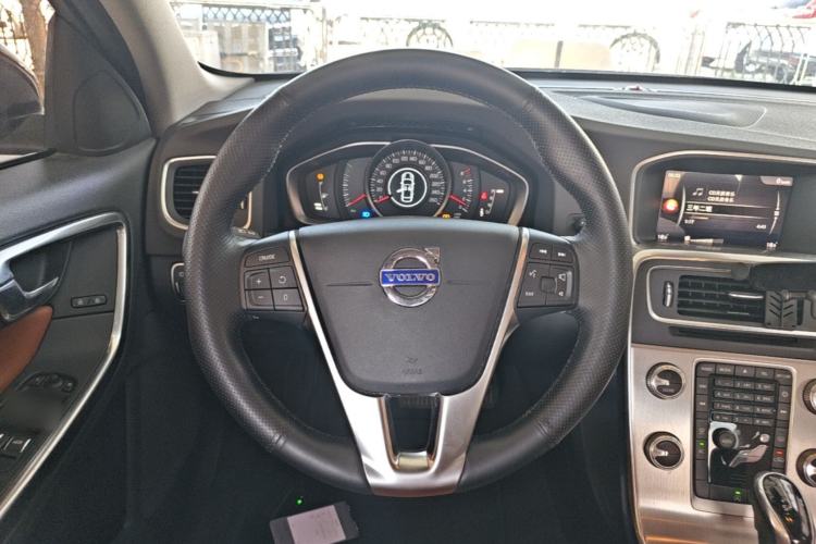 Used Volvo S60 2017 S60L T3 Smart Upgrade Edition Steering Wheel