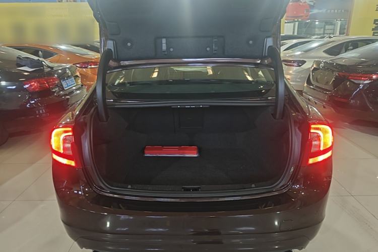 Used Volvo S60 2017 S60L T3 Smart Upgrade Edition Trunk