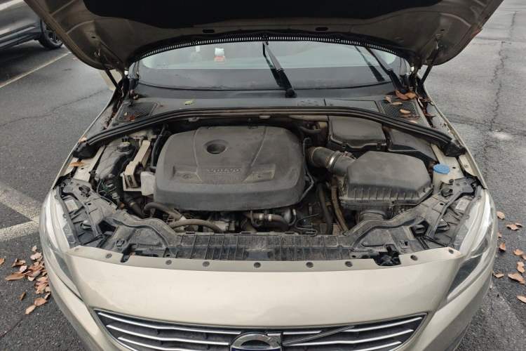 Used Volvo S60 2017 S60L T3 Smart Upgrade Edition Engine Bay