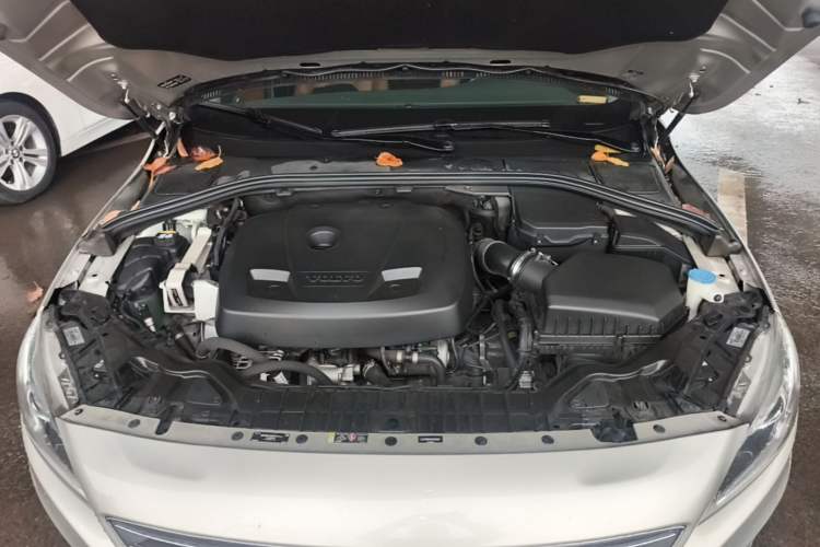 Used Volvo S60 2017 S60L T3 Smart Upgrade Edition Engine Bay
