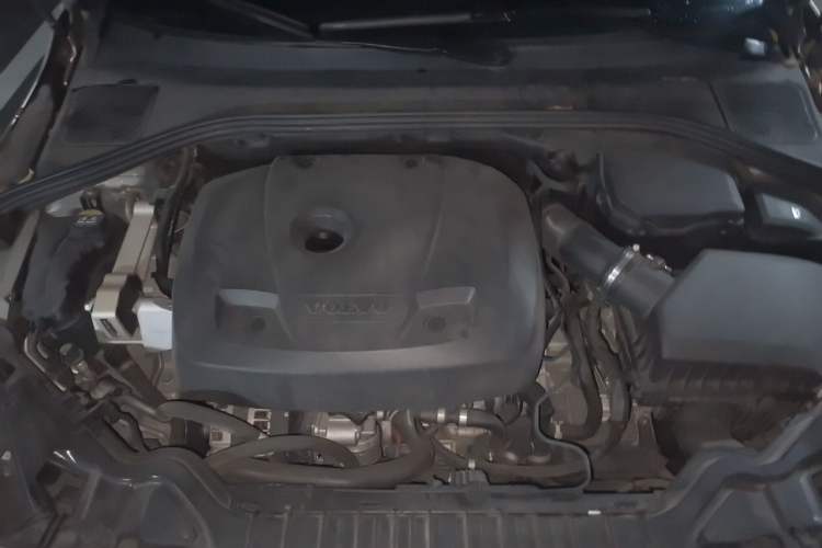 Used Volvo S60 2017 S60L T3 Smart Upgrade Edition Engine Bay