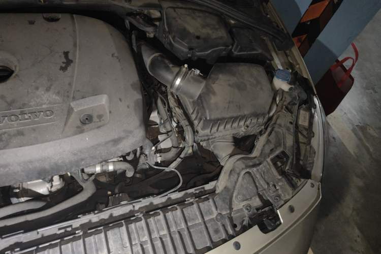 Used Volvo S60 2017 S60L T3 Smart Upgrade Edition Engine Bay Left