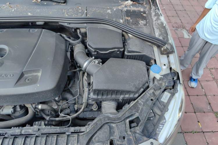 Used Volvo S60 2017 S60L T5 Intelligent Drive Edition Engine Bay Left
