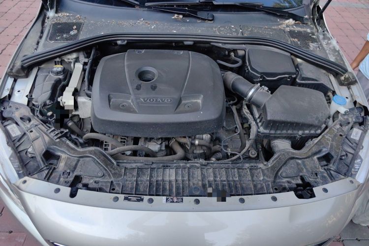 Used Volvo S60 2017 S60L T5 Intelligent Drive Edition Engine Bay