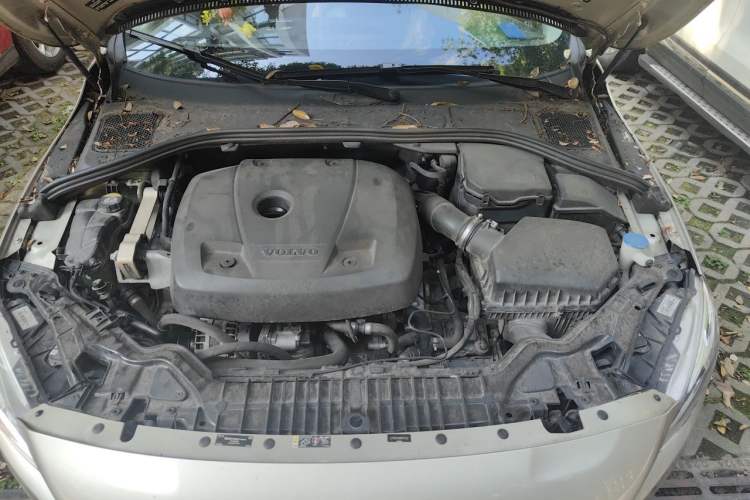 Used Volvo S60 2017 S60L T5 Intelligent Drive Edition Engine Bay