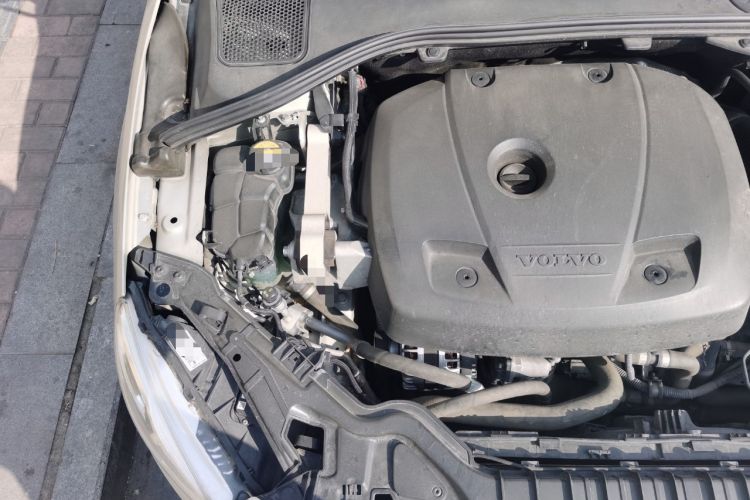 Used Volvo S60 2017 S60L T5 Intelligent Drive Edition Engine Bay Right
