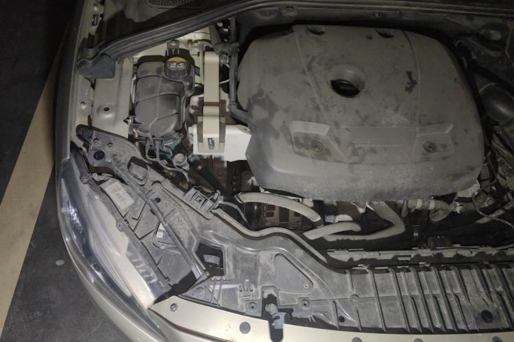 Used Volvo S60 2017 S60L T3 Smart Upgrade Edition Engine Bay Right