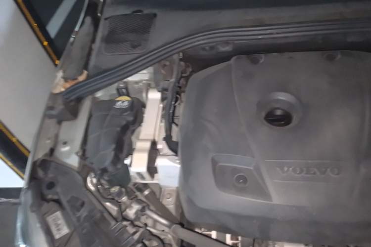 Used Volvo S60 2017 S60L T3 Smart Upgrade Edition Engine Bay Right
