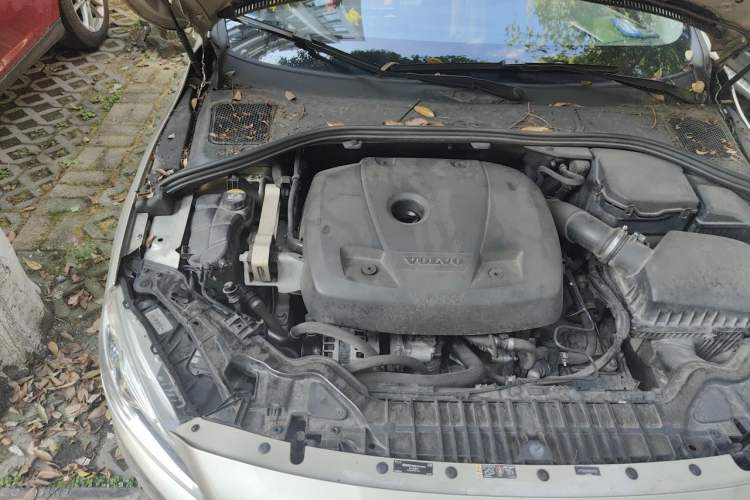 Used Volvo S60 2017 S60L T5 Intelligent Drive Edition Engine Bay Right